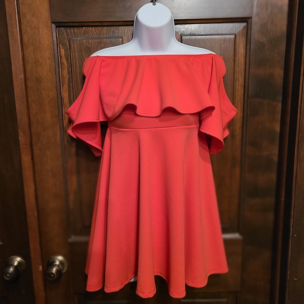 Coral - Off the Shoulder - Windsor Dress - Large